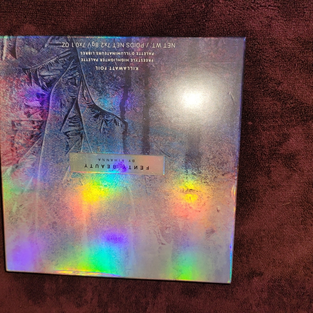 Fenty Beauty limited frost highlighter palet